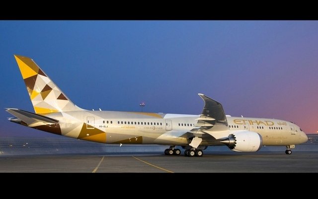 Etihad Airways Boeing 787 Dreamliner Touches Down In Riyadh