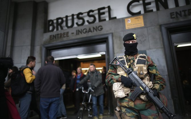 Europe tightens airport security as fresh attacks feared