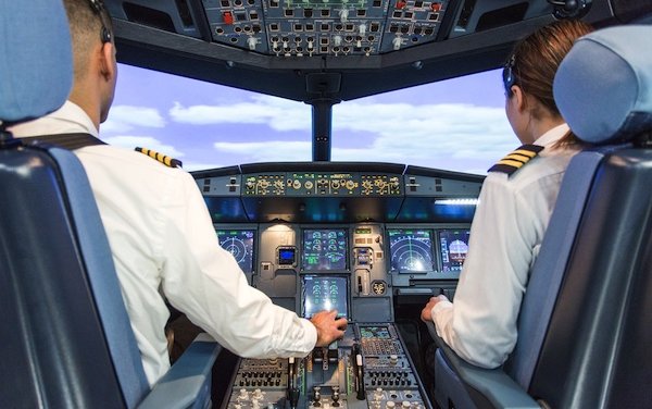 First cadet pilot training program in Canada - CAE, Jazz and Seneca