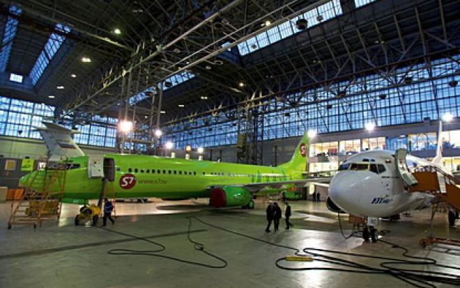 First international customer for aircraft painting hangar