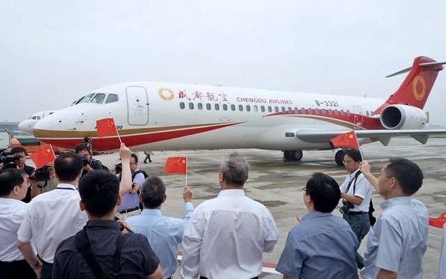 First made-in-China jetliner makes debut commercial flight