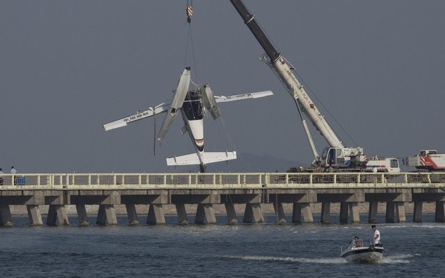 Five killed as seaplane hits bridge in Shanghai