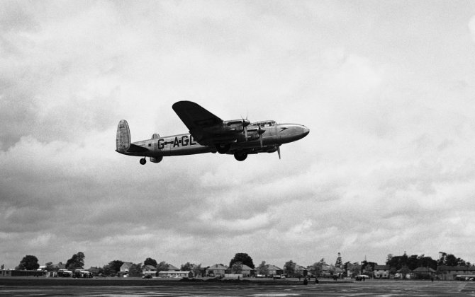 Heathrow Airport celebrates 70th anniversary in 2016
