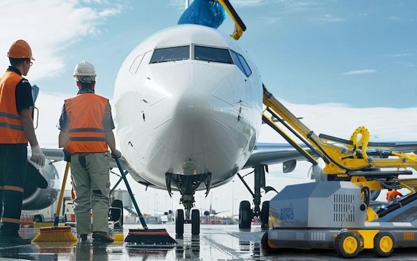 Insect season: an overlooked threat to aircraft efficiency