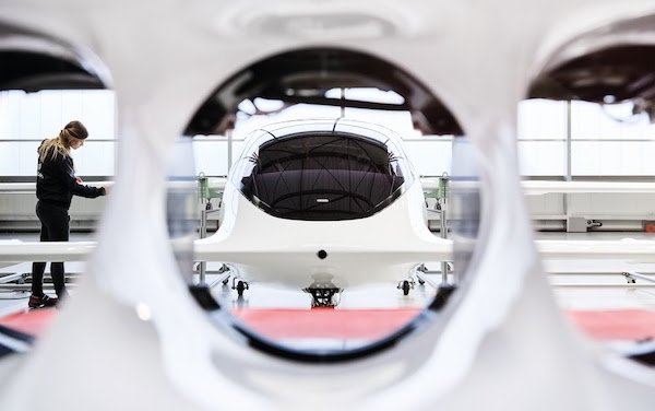 Lilium joins forces with GKN Aerospace for Lilium Jet Electrical Wiring Interconnection System