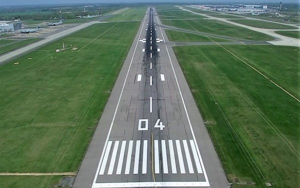 London Stansted runway to be fully resurfaced