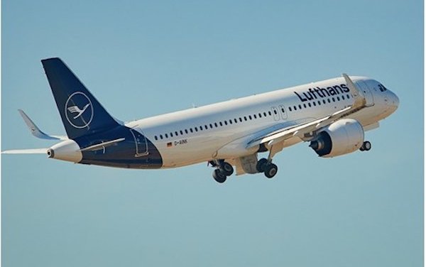 Lufthansa Group restricts exceptions from compulsory masks