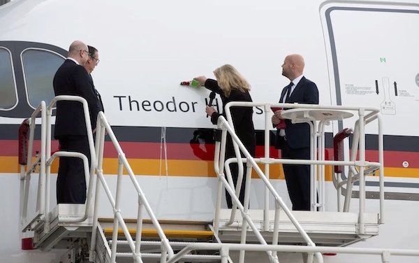 Lufthansa Technik hands over A350 &ldquo;Theodor Heuss&rdquo;