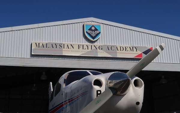 Malaysian Flying Academy invests again in ALSIM AL250 simulator 