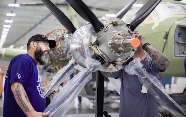McCauley Propeller Systems C780 propeller now factory standard for new Beechcraft King Air 360 customers