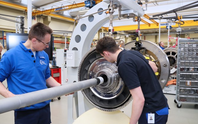 MTU Aero Engines develops and operates a unique engine assembly system