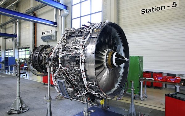 MTU Maintenance signs exclusive contract with new customer Air Serbia 