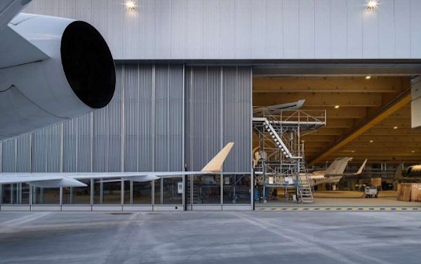 New AMAC Aerospace hangar meets high demand of MRO Services
