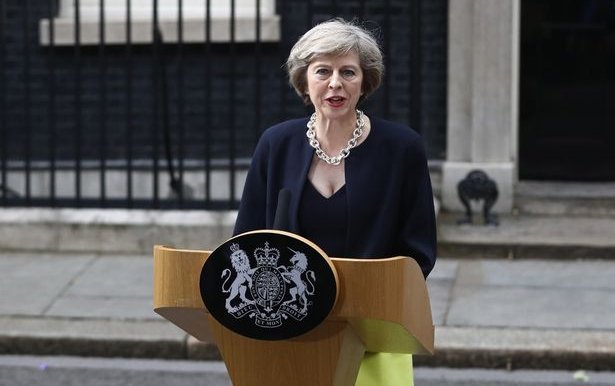 New British prime minister to tackle old runway problem