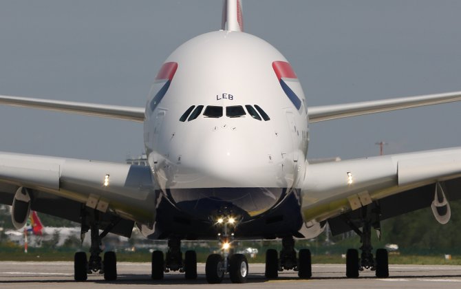 One of the world's biggest aircraft producers is warning staff about the dangers of Brexit