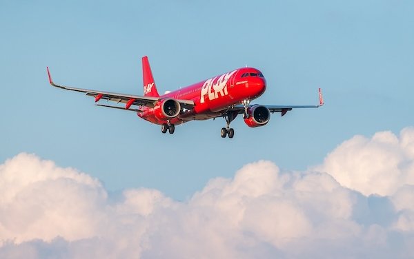 PLAY Airlines expands network with Dohop and new airline partner easyJet 