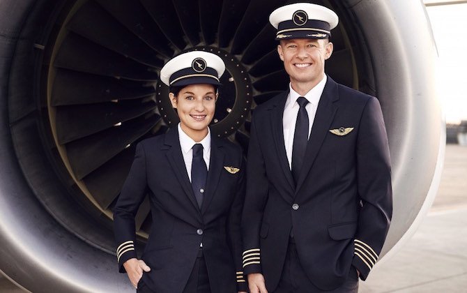 Qantas pilots get new look