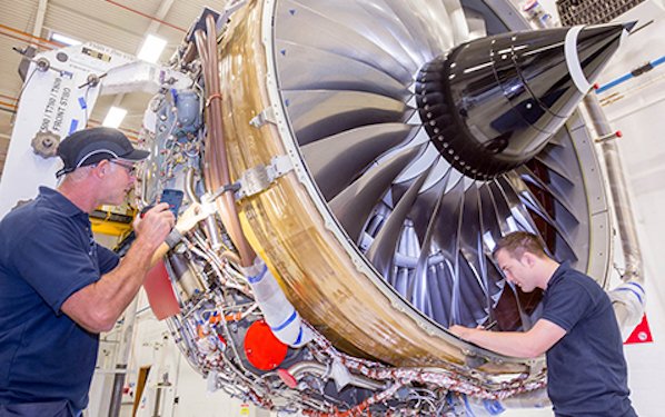 Rolls-Royce celebrates 2000th Trent 700 delivery milestone