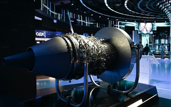 Rostec created Russian-made engine control system for SSJ-NEW