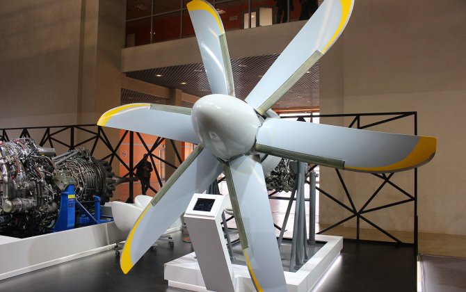 Russia's United Engine Corporation demonstrates TV7-117ST engine for Il-112V military transport aircraft for the first time