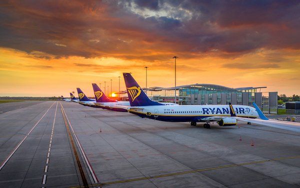Ryanair announces winter maintenance agreement with Caerdav