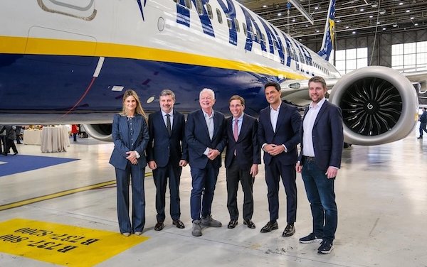 Ryanair opens its largest maintenance hangar at Madrid Airport: &euro;25 million investment revitalises Barajas' industrial area creating 700 high-skill jobs 
