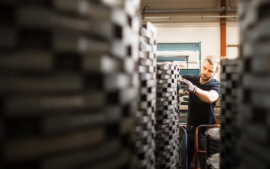 Safran chooses France for new carbon brake production facility