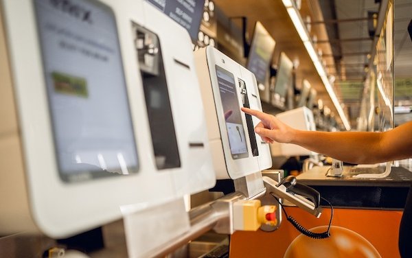 Self-service baggage lines are open at Riga Airport