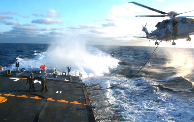Sikorsky and Canada's DND Receive AHS International Award for Successful CH-148 Cyclone Helicopter Shipboard Tests