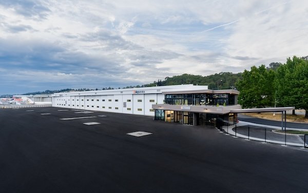 Skyservice celebrates grand opening of new Seattle business jet center