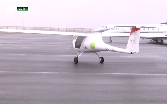 The BeNeLux Pipistrel team delivered two Velis Electro to ASL Flight Academy