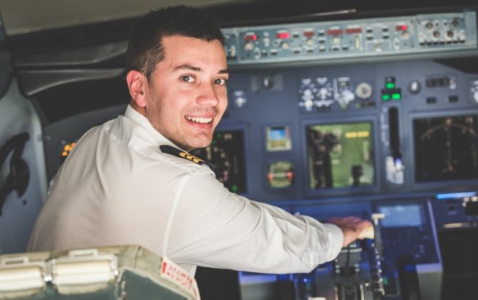  The perks of smaller airlines for kick-start of pilot&rsquo;s career