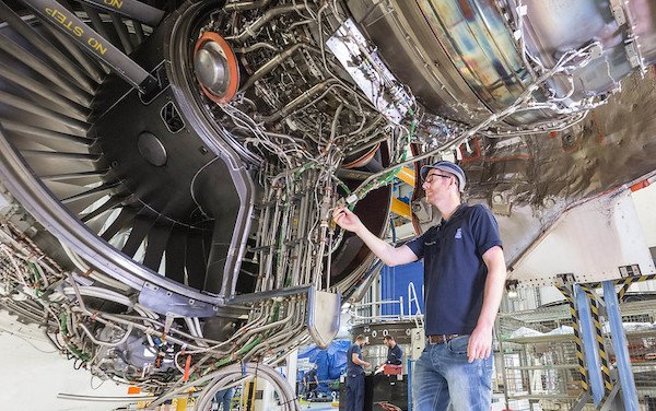 To Test 100% Sustainable Aviation Fuel - Rolls-Royce next generation engine demonstrator