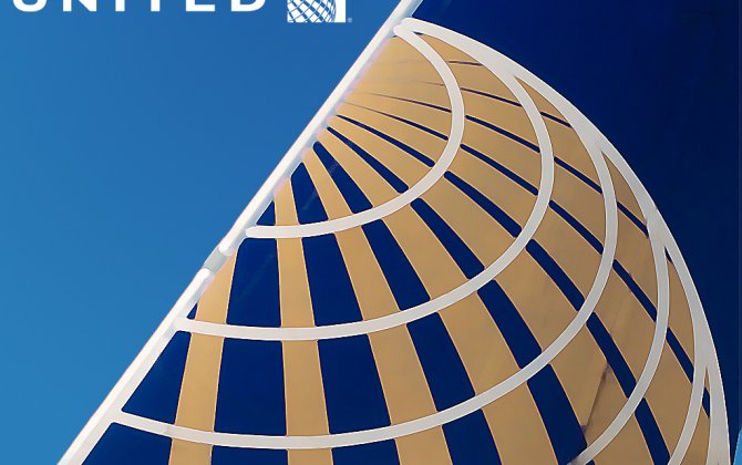 United Airlines flight attendant pulled emergency slide, walked away