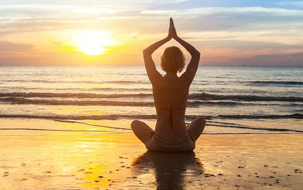 'Violent' passenger arrested after doing yoga, meditating on plane