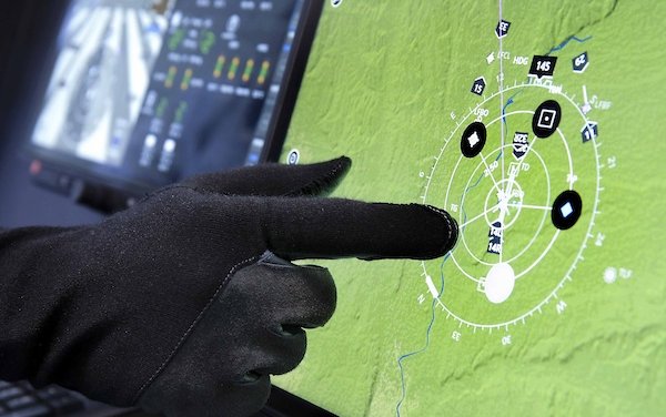 VR-Technologies selected Thales FlytX new connected avionics suite