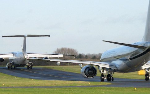 Whats'Up in London Oxford Airport